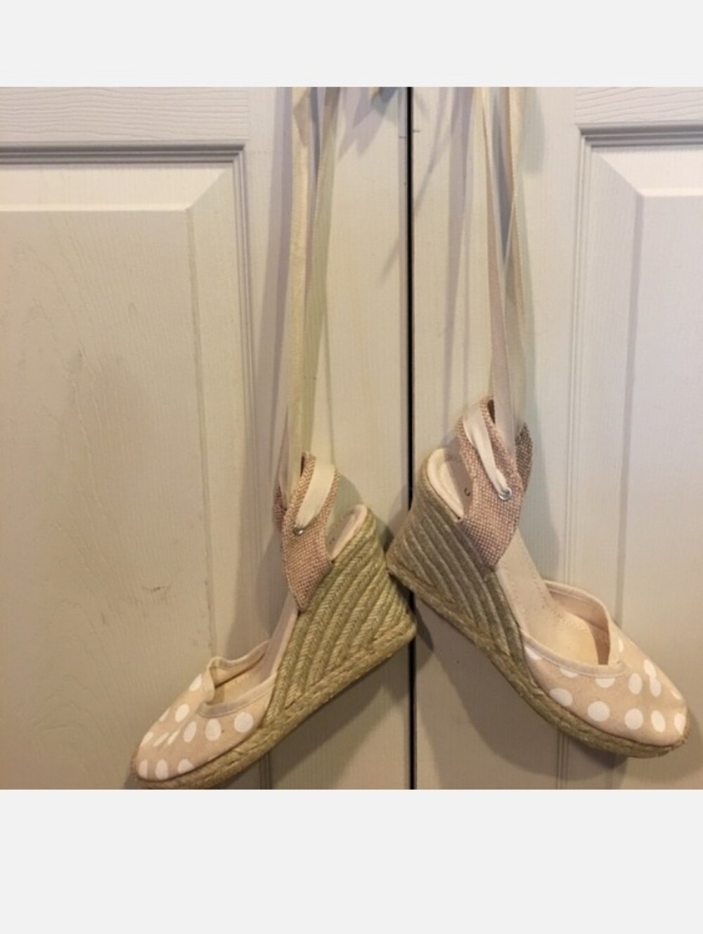 NWOT Unisa Polka Dot Wrap Canvas Material Espadrille Wedges Sz 7.5